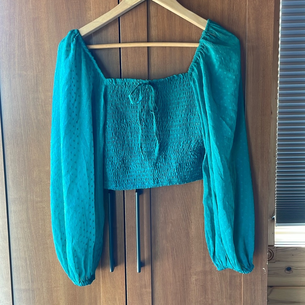 Crop top